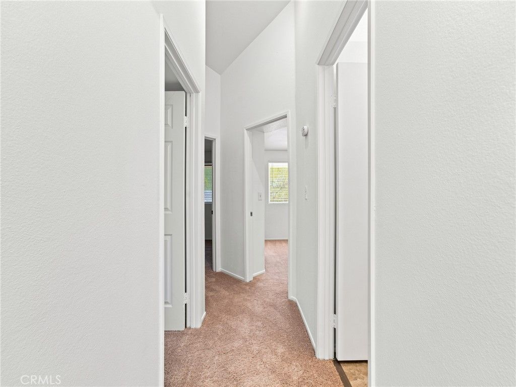 Image 27 of property listing at 28525 Sugar Pine Way, Saugus, CA 91390