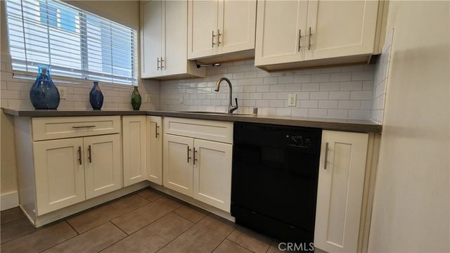 18009 Bullock Street, Encino, CA 91316