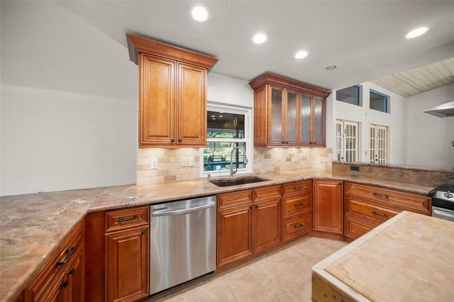 7042 SADDLE CREEK CIRCLE, Sarasota, FL 34241