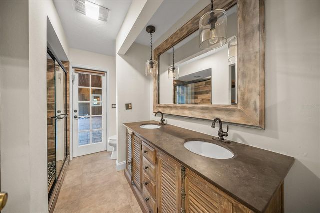 7042 SADDLE CREEK CIRCLE, Sarasota, FL 34241