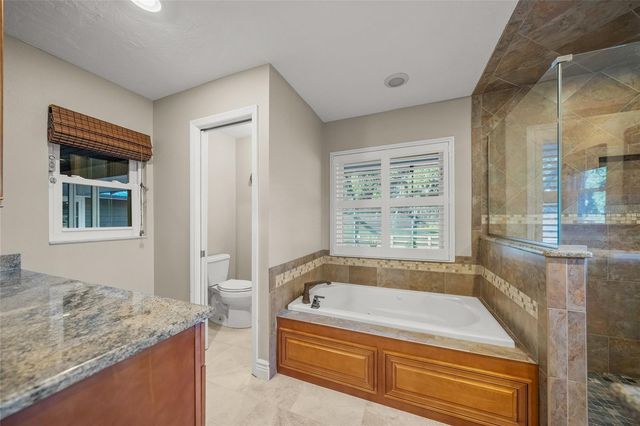 7042 SADDLE CREEK CIRCLE, Sarasota, FL 34241