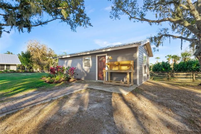 7042 SADDLE CREEK CIRCLE, Sarasota, FL 34241