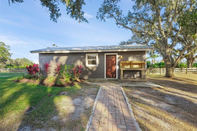 7042 SADDLE CREEK CIRCLE, Sarasota, FL 34241