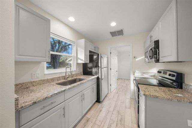 7042 SADDLE CREEK CIRCLE, Sarasota, FL 34241