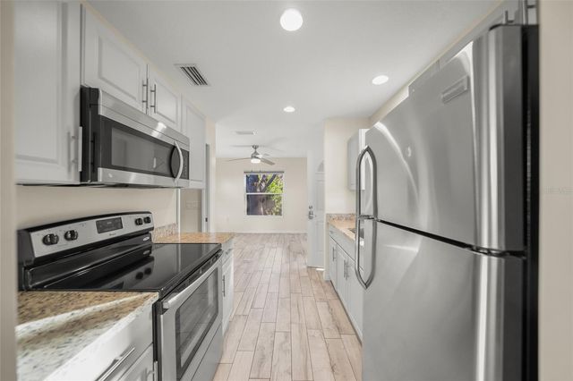 7042 SADDLE CREEK CIRCLE, Sarasota, FL 34241