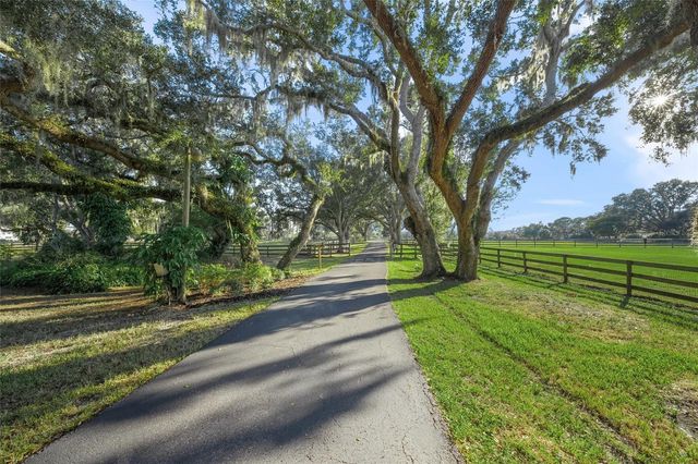 7042 SADDLE CREEK CIRCLE, Sarasota, FL 34241