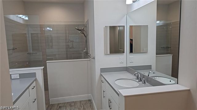 2305 Ariane DR, Naples, FL 34112