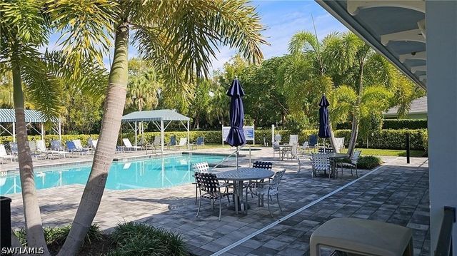 2305 Ariane DR, Naples, FL 34112