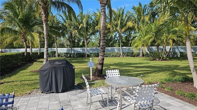 2305 Ariane DR, Naples, FL 34112