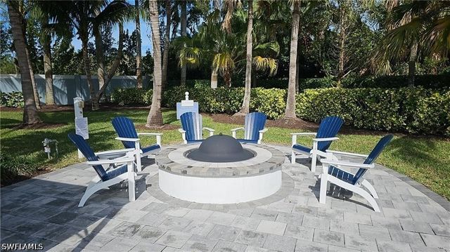 2305 Ariane DR, Naples, FL 34112