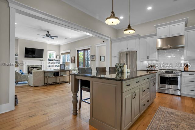 16 Waterfowl Rd, Bluffton, SC 29910