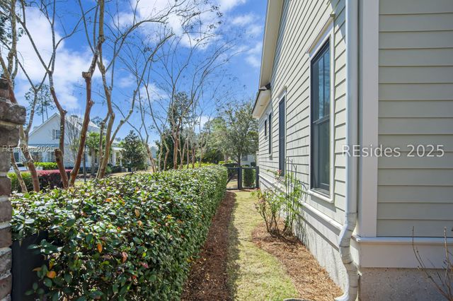 16 Waterfowl Rd, Bluffton, SC 29910