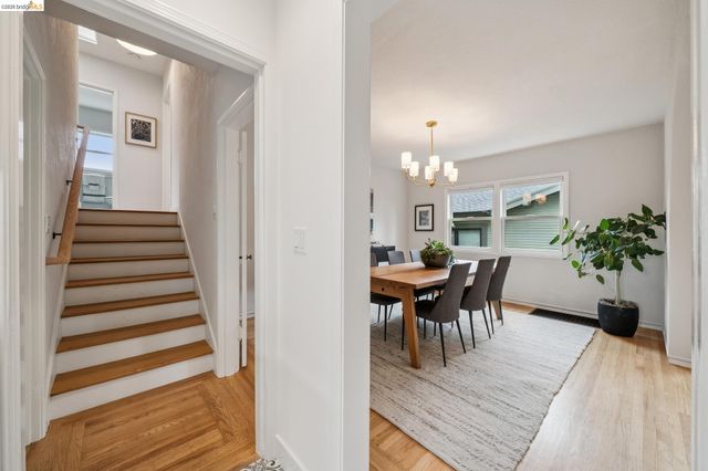 1246 Hopkins St, Berkeley, CA 94702