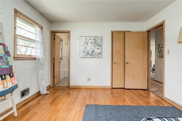 3205 Shawnee Drive, Kansas City, KS 66106