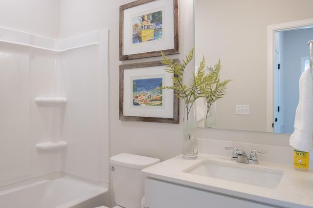 10941 37th Street N, Lake Elmo, MN 55042