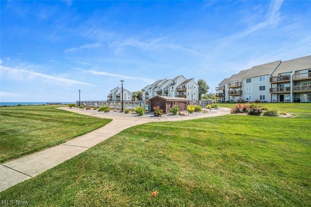 6035 Lake Road W 423, Ashtabula, OH 44004