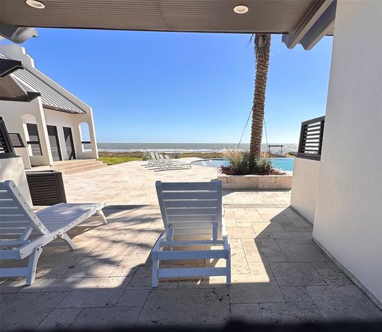 410 Seagrass, Gilchrist, TX 77617