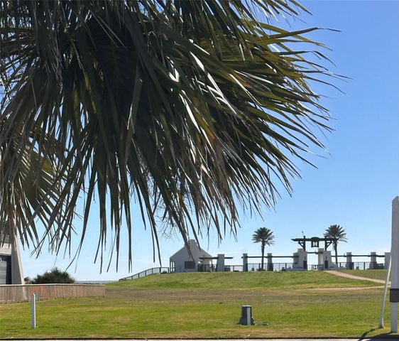 410 Seagrass, Gilchrist, TX 77617