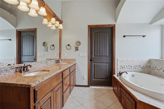 6313 Whispering Grove Drive, Oklahoma City, OK 73169