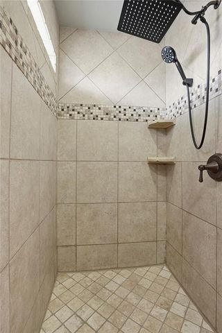 6313 Whispering Grove Drive, Oklahoma City, OK 73169