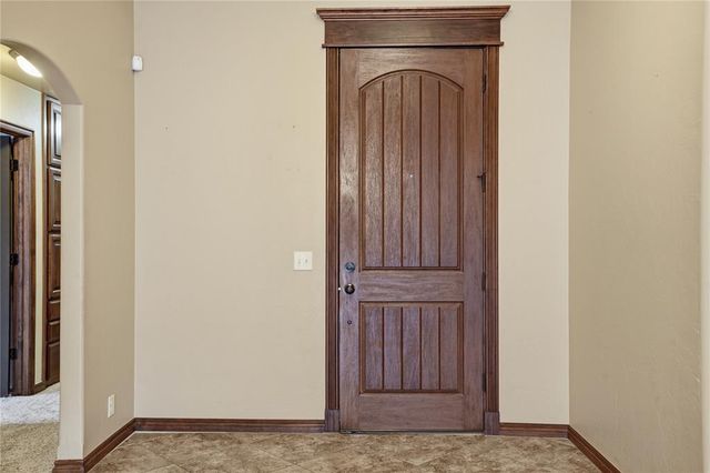 6313 Whispering Grove Drive, Oklahoma City, OK 73169