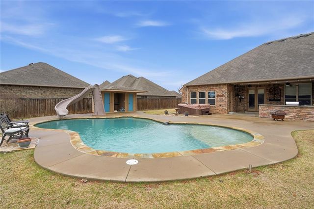 6313 Whispering Grove Drive, Oklahoma City, OK 73169