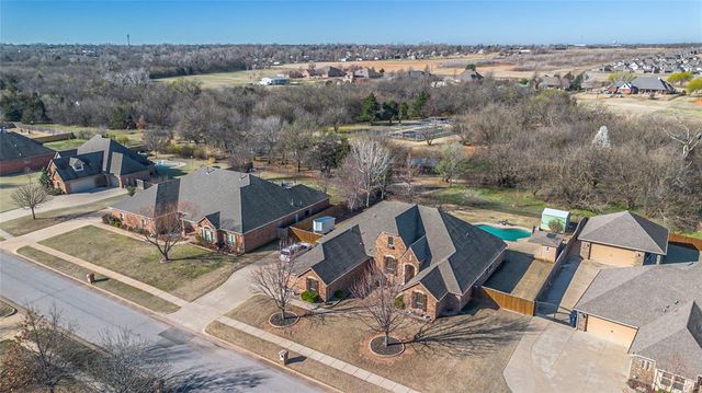 6313 Whispering Grove Drive, Oklahoma City, OK 73169