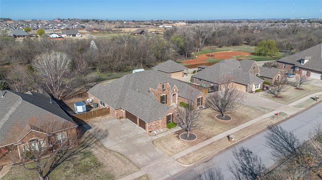 6313 Whispering Grove Drive, Oklahoma City, OK 73169