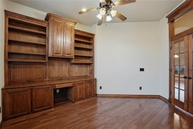 6313 Whispering Grove Drive, Oklahoma City, OK 73169