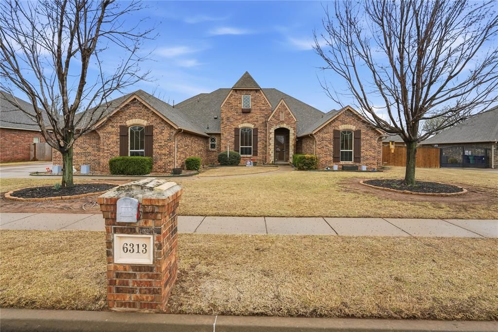 6313 Whispering Grove Drive, Oklahoma City, OK 73169