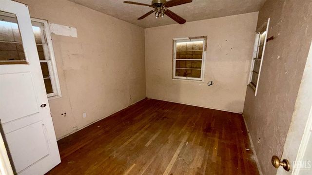 515 Woodrow Avenue, Bakersfield, CA 93308