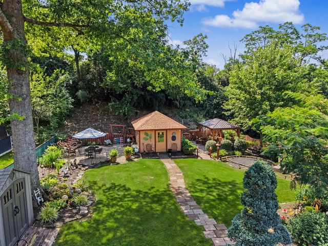 1395 Vidot Court, Covington, KY 41011