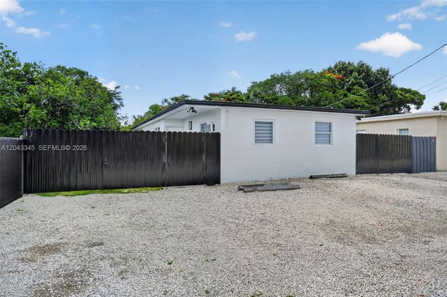 636 NW 14th Terrace 636, Fort Lauderdale, FL 33311