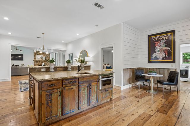 6520 Calais Drive, Dallas, TX 75254