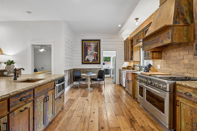 6520 Calais Drive, Dallas, TX 75254