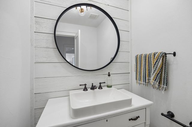 6520 Calais Drive, Dallas, TX 75254