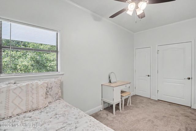 8821 Pickering Forrest Drive, Ocean Springs, MS 39564
