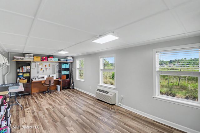 8821 Pickering Forrest Drive, Ocean Springs, MS 39564