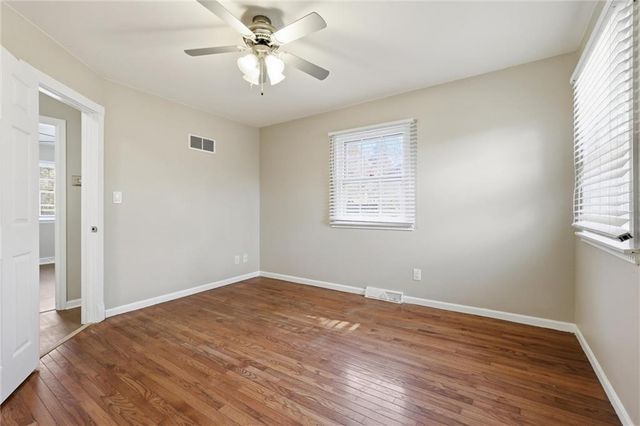 5919 E 56th Street, Kansas City, MO 64129