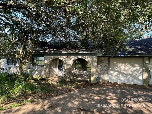 2366 Beckendorff, Sealy, TX 77474