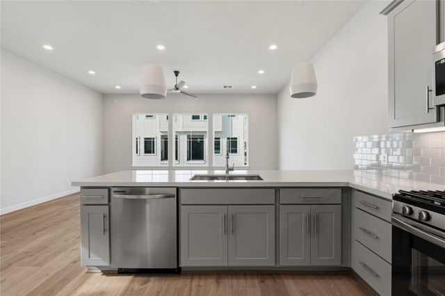 3905 Willowbend Point Drive, Houston, TX 77025