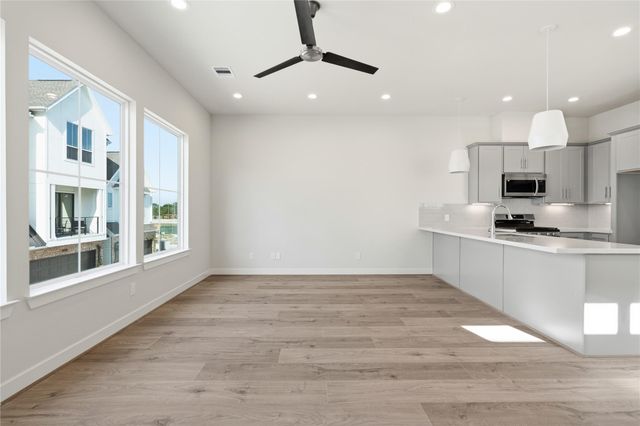 3905 Willowbend Point Drive, Houston, TX 77025