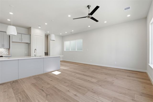 3905 Willowbend Point Drive, Houston, TX 77025