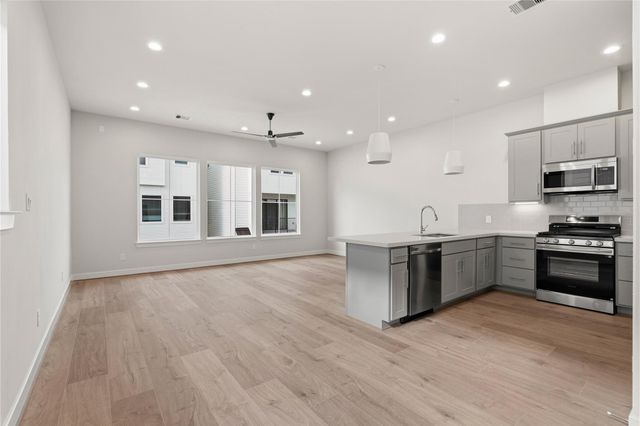 3905 Willowbend Point Drive, Houston, TX 77025
