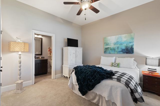 809 Bluffview Dr., Myrtle Beach, SC 29579