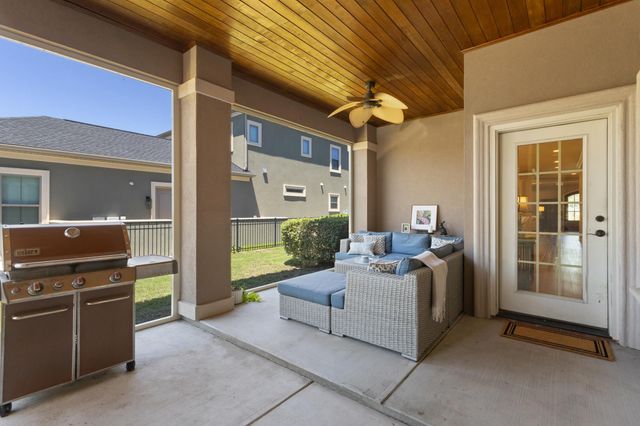 809 Bluffview Dr., Myrtle Beach, SC 29579