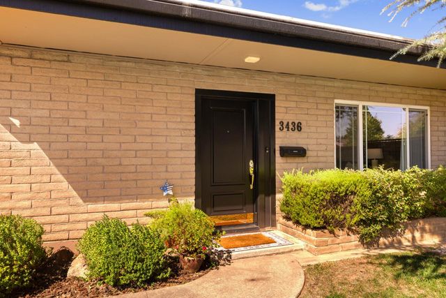 3436 S Port Dr, Sacramento, CA 95826