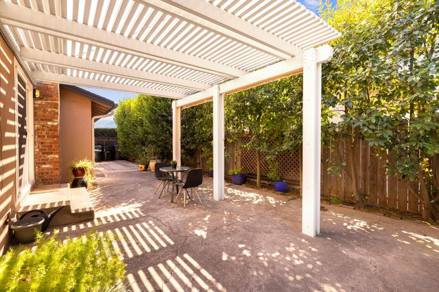 3436 S Port Dr, Sacramento, CA 95826