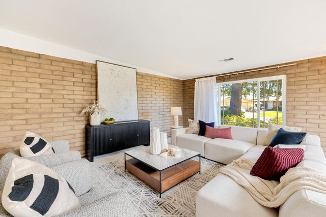 3436 S Port Dr, Sacramento, CA 95826
