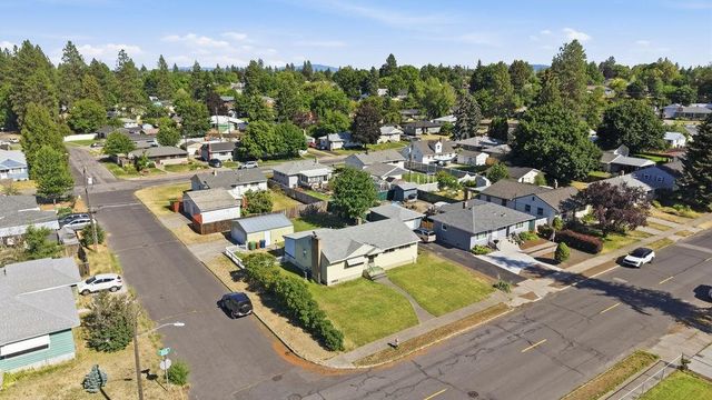 6128 N Belt Ave, Spokane, WA 99205